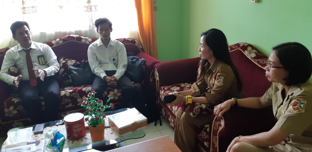 Tim KPP Pratama Merauke berdialog dengan Staf Wakil Bupati Kabupaten Mappi