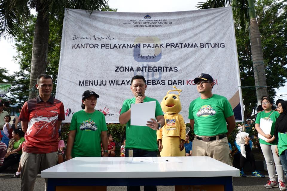 penandatanganan pencanangan Zona Integritas Menuju Wilayah Bebas dari Korupsi