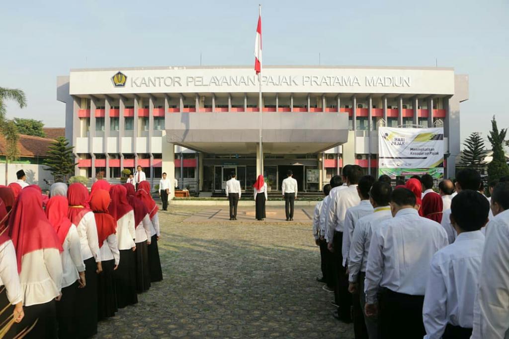Upacara Bendera Peringatan Hari Pajak KPP Pratama Madiun, KPP Pratama Ponorogo, KPP Pratama Ngawi
