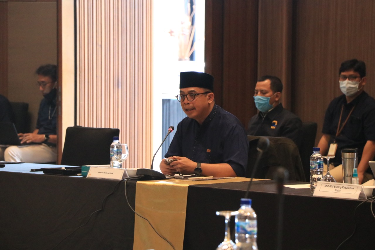 Direktur Jenderal Pajak Suryo Utomo memberikan pengarahan dalam acara Konsinyasi Tim Reformasi Perpajakan.