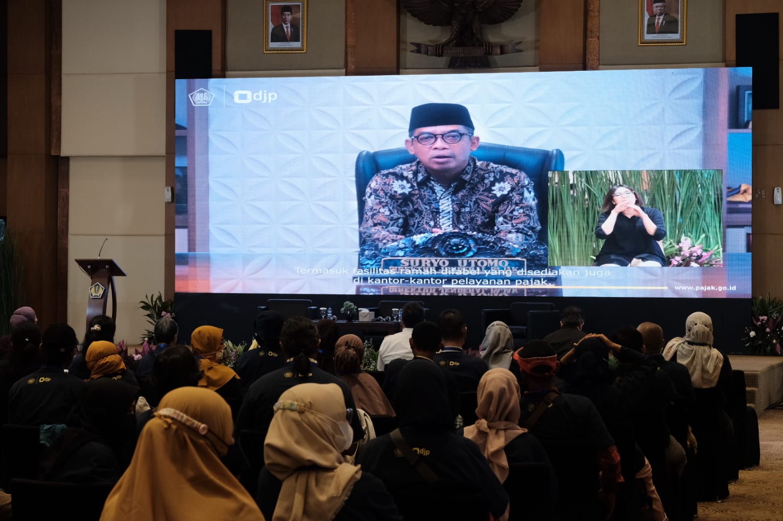 Dirjen Pajak Suryo Utomo menyampaikan sambutan