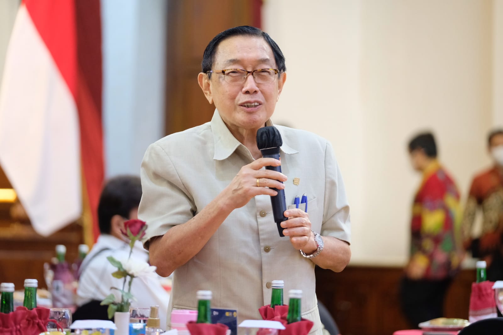 Salah satu Wajib Pajak prominen di Jawa Timur berdiskusi