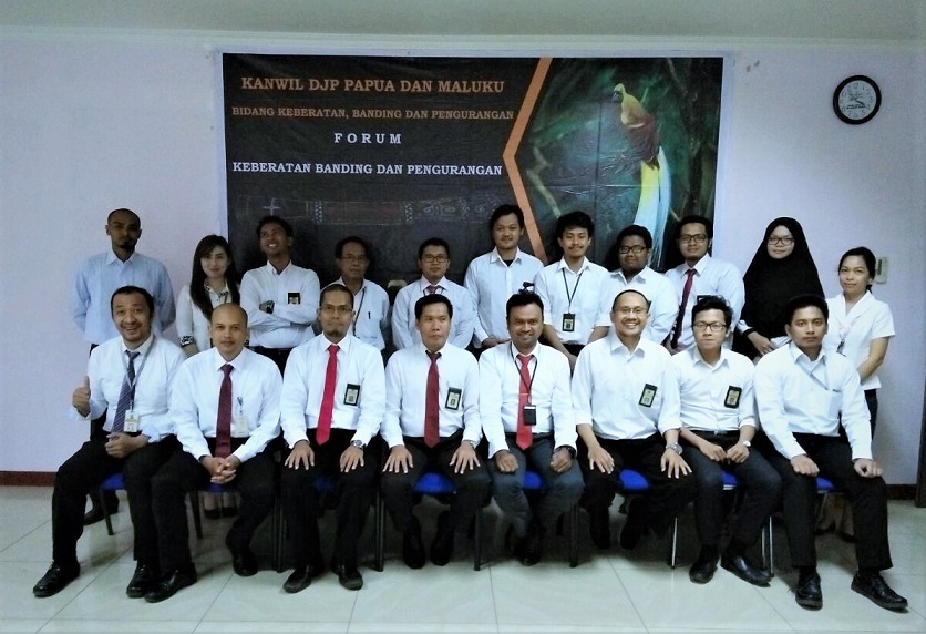 Seluruh peserta Forum KBP berfoto bersama