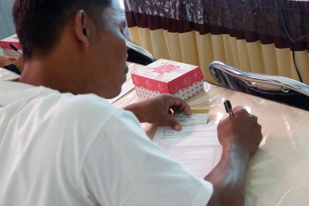 Peserta praktek mengisi SPT Tahunan