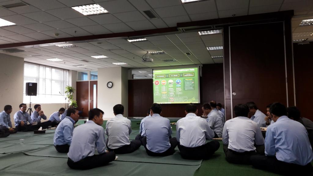 Sarapan pagi bersama seluruh anggota paguyuban