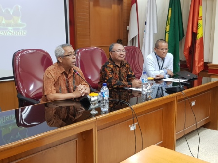 Dekan FE UNJ Dedi Purwana membuka Kegiatan Pelatihan Perpajakan kepada Calon Relawan Pajak