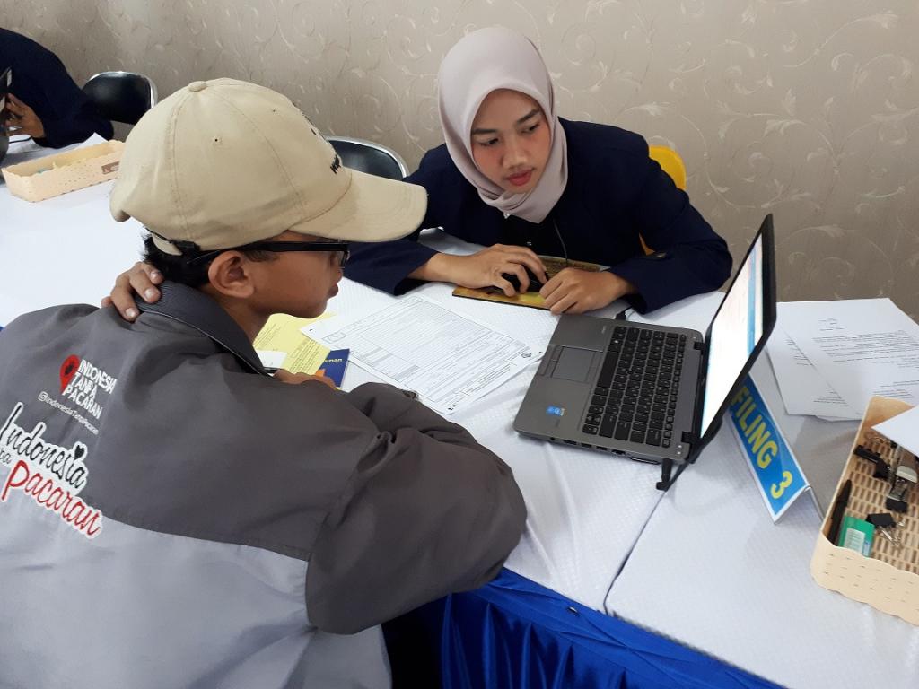 Konsentrasi penuh untuk e-filing