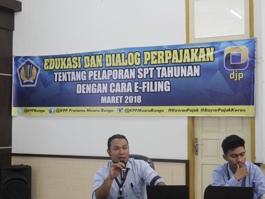 Pemaparan materi tentang Tata Cara Pelaporan SPT Tahunan dengan cara E-Filing