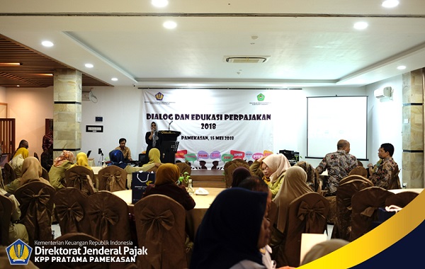 Dialog dan edukasi perpajakan KPP Pratama Pamekasan bersama 32 Bendahara dari berbagai dinas di Kabupaten Pamekasan membahas kewajiban perpajakan dan tata-cara pemenuhannya.