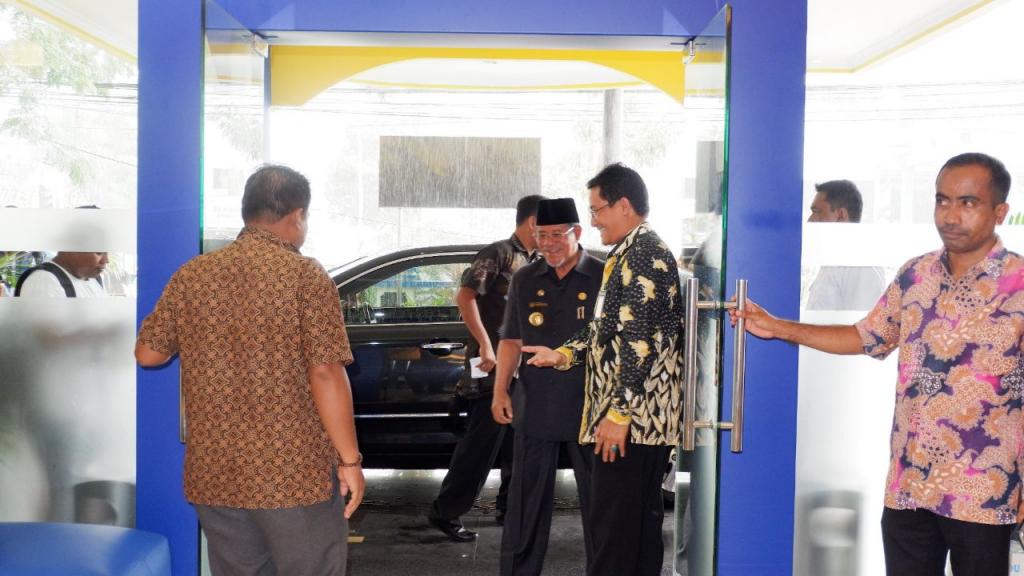 Gubernur Maluku Utara Sambangi KPP Ternate