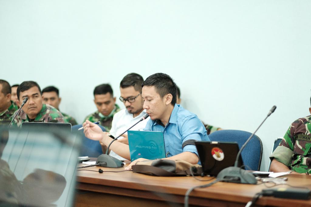 Dokter Rumah Sakit AU Dr. Mohammad Sutomo Pontianak sedang menyampaikan pertanyaan seputar perpajakan