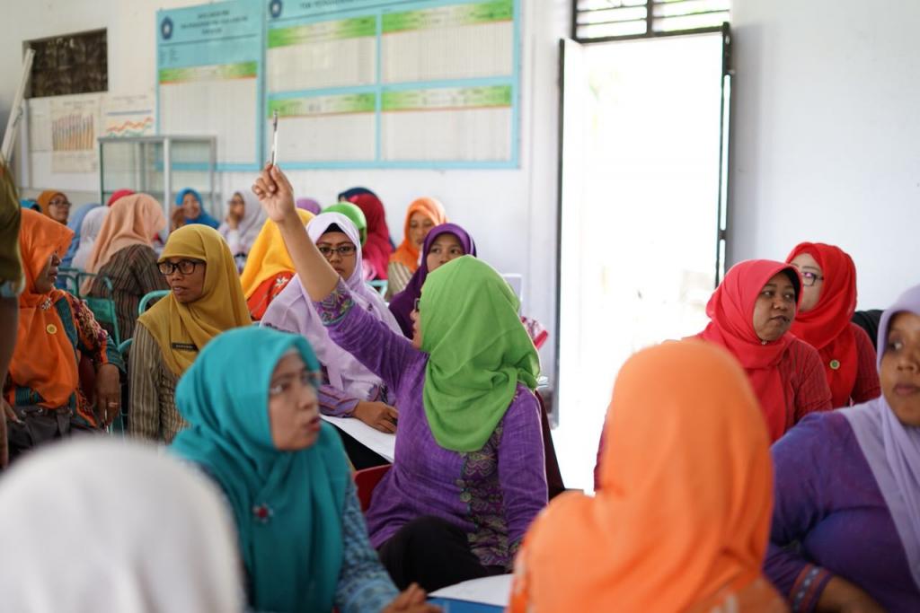 Peserta antusias menyimak pemaparan materi