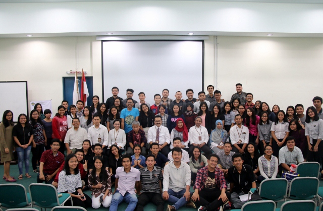 Keceriaan Mahasiswa seusai Sosialisasi