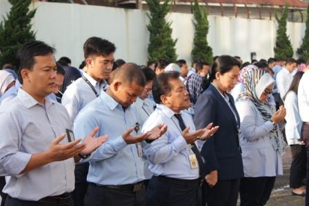 Doa bersama mengawali tahun baru 2018.