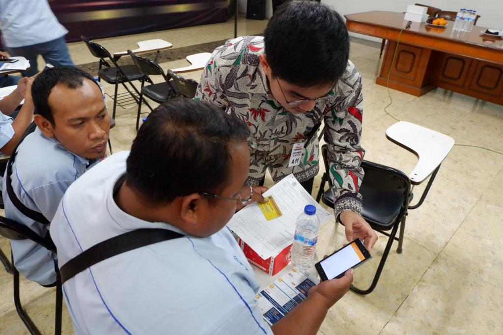 Meibrian Andreas memberikan panduan pengisian efiling