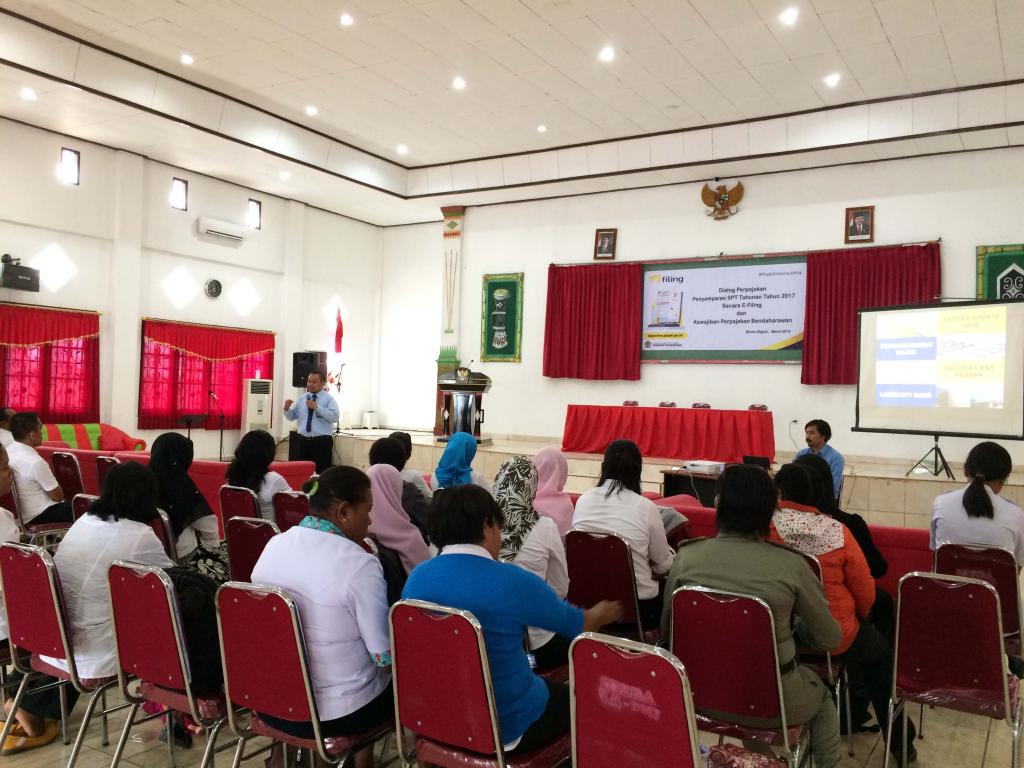 Suasana Dialog Perpajakan terhadap Bendaharawan Organisasi Perangkat Daerah (OPD) Merauke