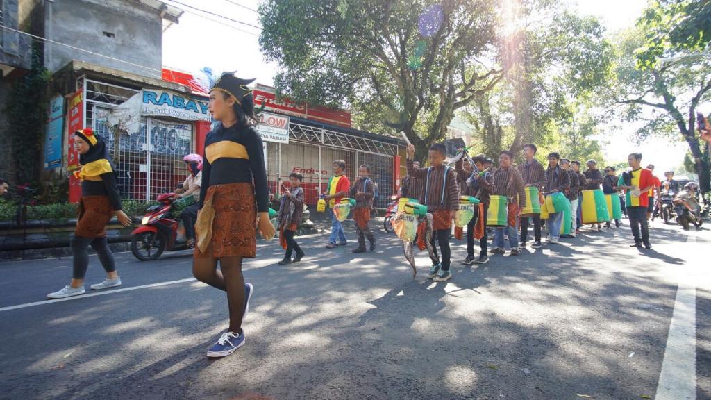 Kegiatan ini bertujuan sebagai sarana penyebaran informasi dan publikasi untuk meningkatkan kesadaran masyarakat tentang pelaporan SPT melalui e-Filing dan pembayaran menggunakan e-Billing.