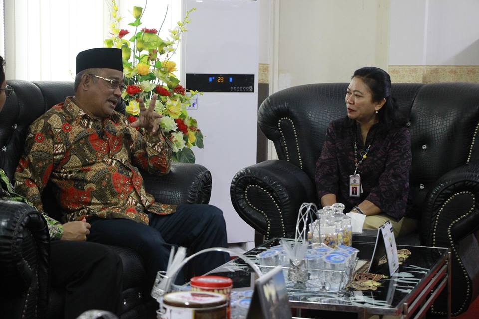 Walikota Tidore diterima langsung oleh Kakanwil DJP Suluttenggomalut di Ruang Kepala Kanwil