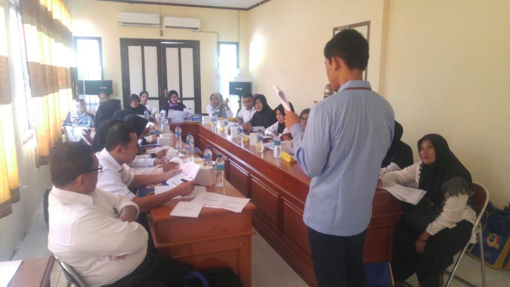 Pemateri menjelaskan kewajiban perpajakan dana BOS