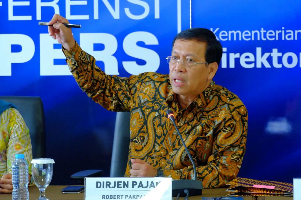 Penerimaan pajak di tahun 2017 mencapai Rp1.151 triliun atau 89,7% dari target dalam APBNP 2017 dengan pertumbuhan year-on-year sebesar 4,08%.