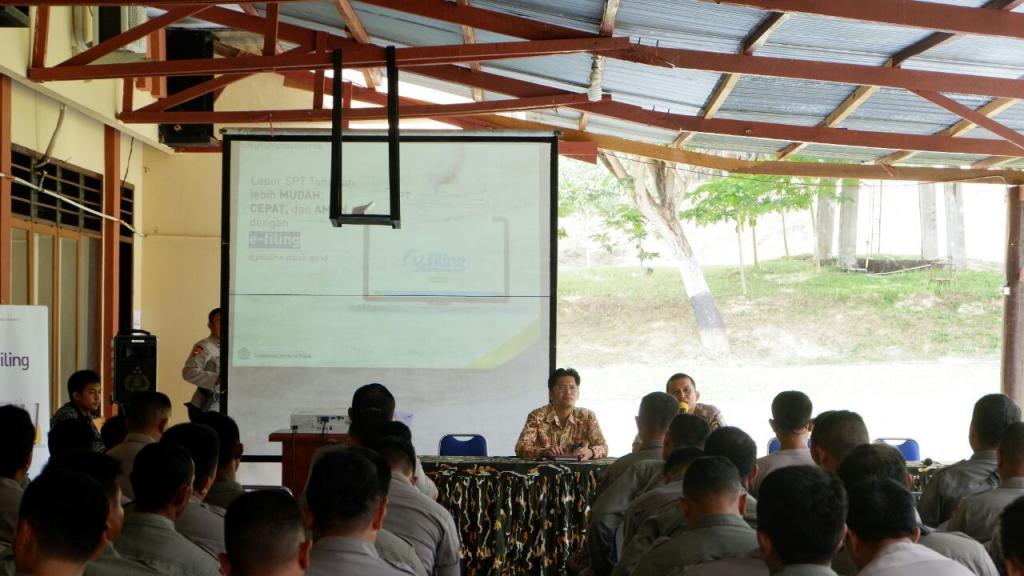 Sambutan KPP Pratama Gorontalo oleh Harry Kumoro, Kepala Seksi Ekstensifikasi dan Penyuluhan