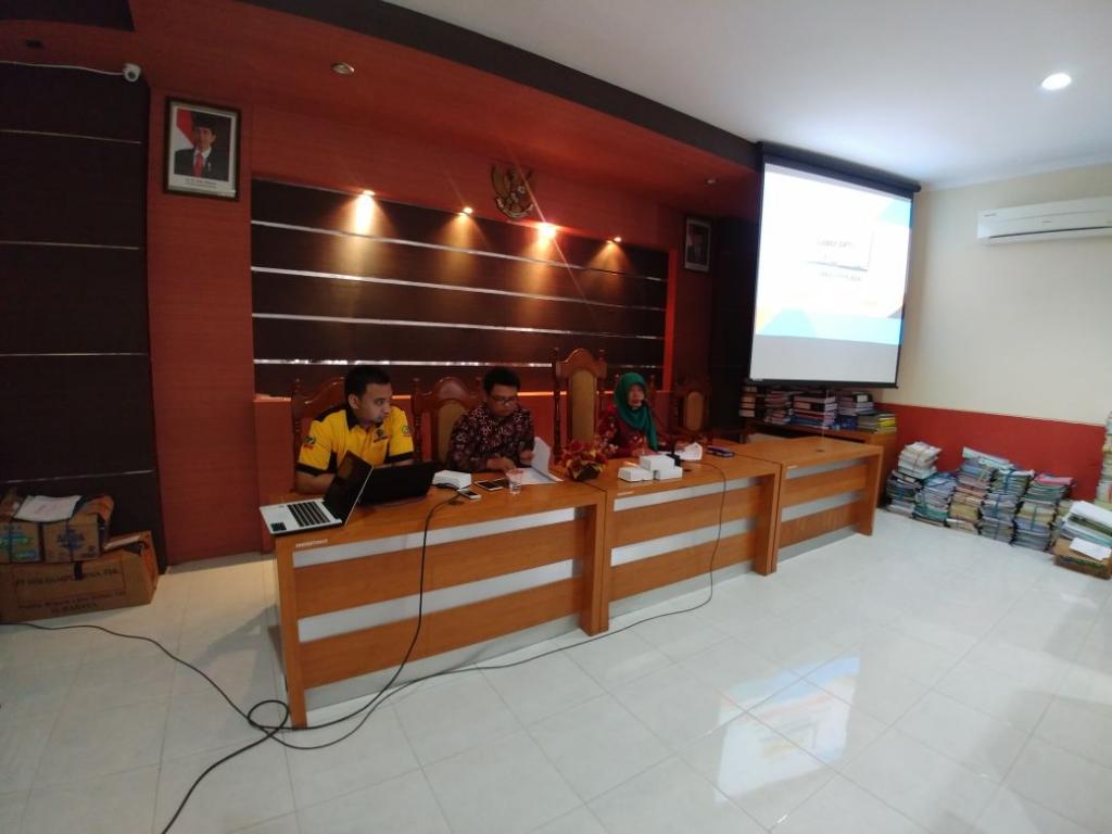 Acara dibuka oleh Sekretaris Inspektorat Kabupaten Sumenep