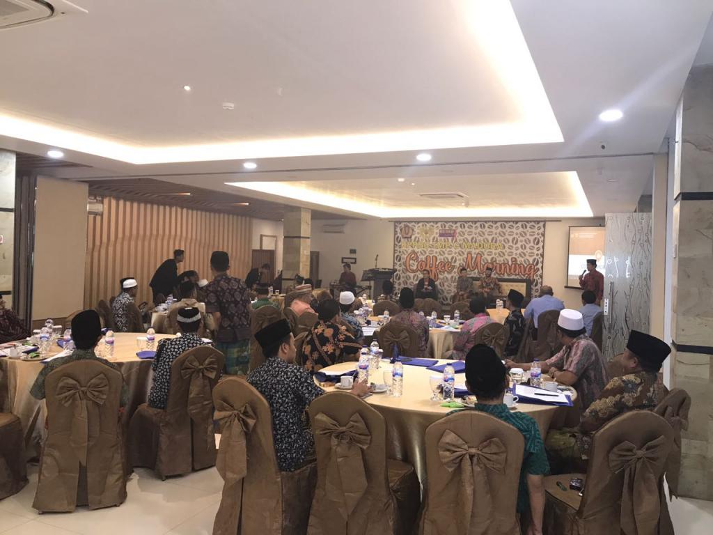 Suasana Aula Odaita Hotel Pamekasan tempat acara berlangsung