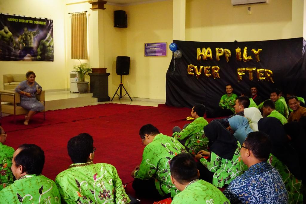 Gelak tawa mengiringi jalannya acara