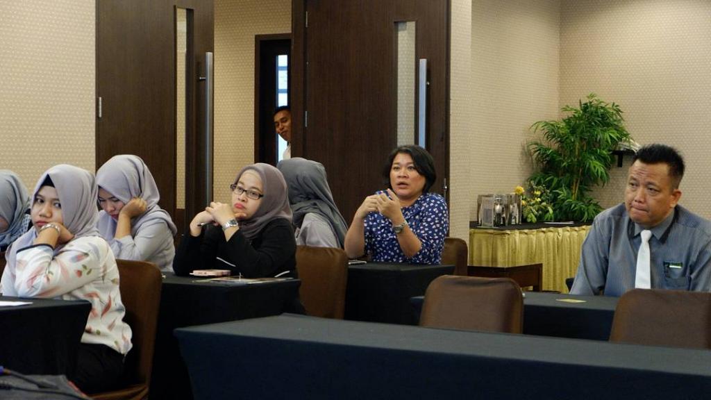 Peserta sosialisasi bertanya terkait e-filing (1)