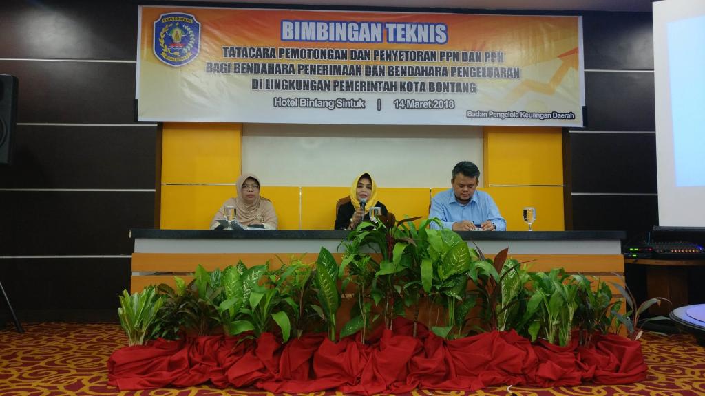 Pembukaan oleh Ibu Walikota Bontang