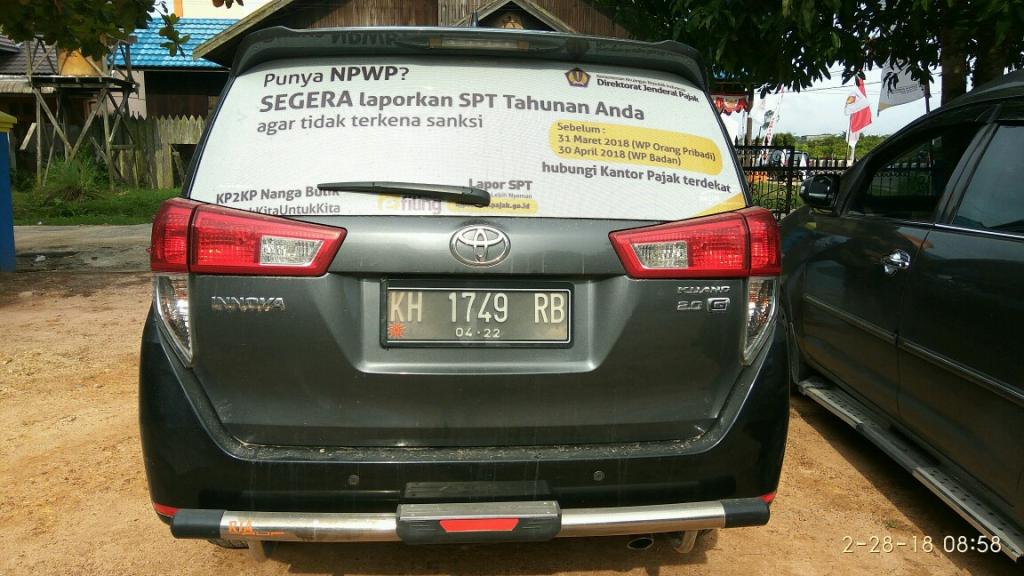 sosialisasi melalui stiker one way di mobil travel Lamandau - Pangkalan Bun